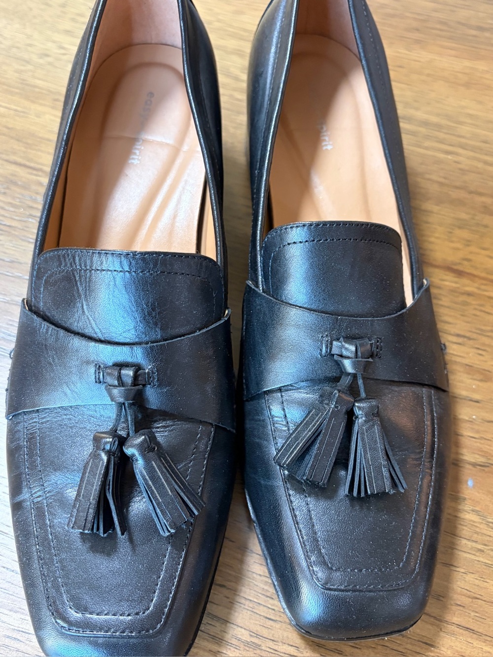 Women’s Black Leather Tassel Comfort Loafers
